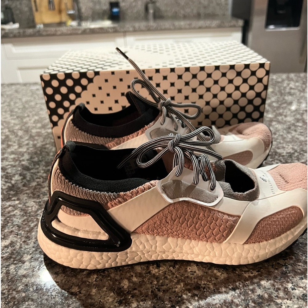 ADIDAS BY STELLA MCCARTNEY ULTRABOOST SANDAL